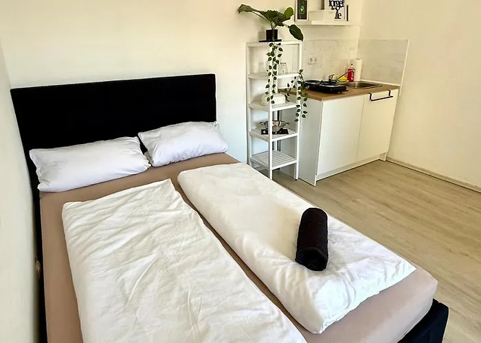 Bei Freunden - Nur Schoener *